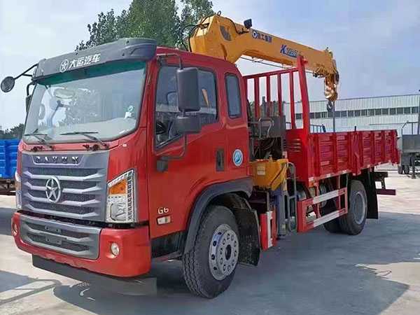 National VI University G6 Single Bridge XCMG 6.3-ton Truck Mounted Crane